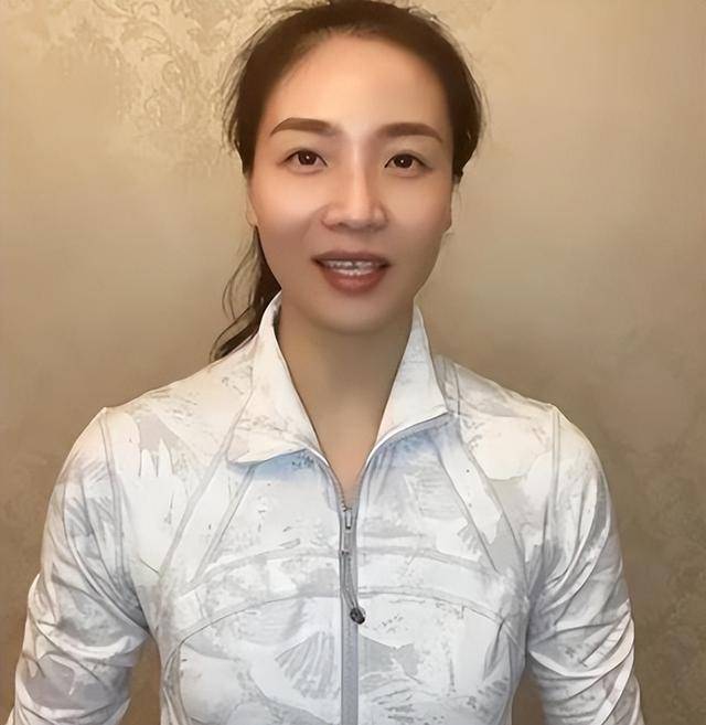 原创魏秋月央视亮相喜迎新职务助力中国女排蔡斌终于等到了