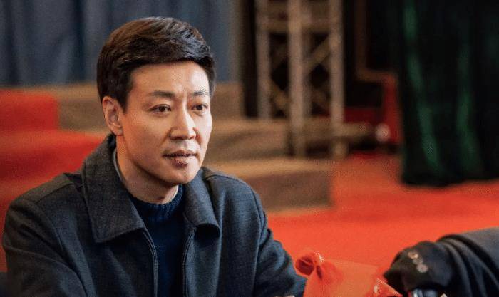 原创人世间郝省长为什么一直不见自己的亲家看了就懂了