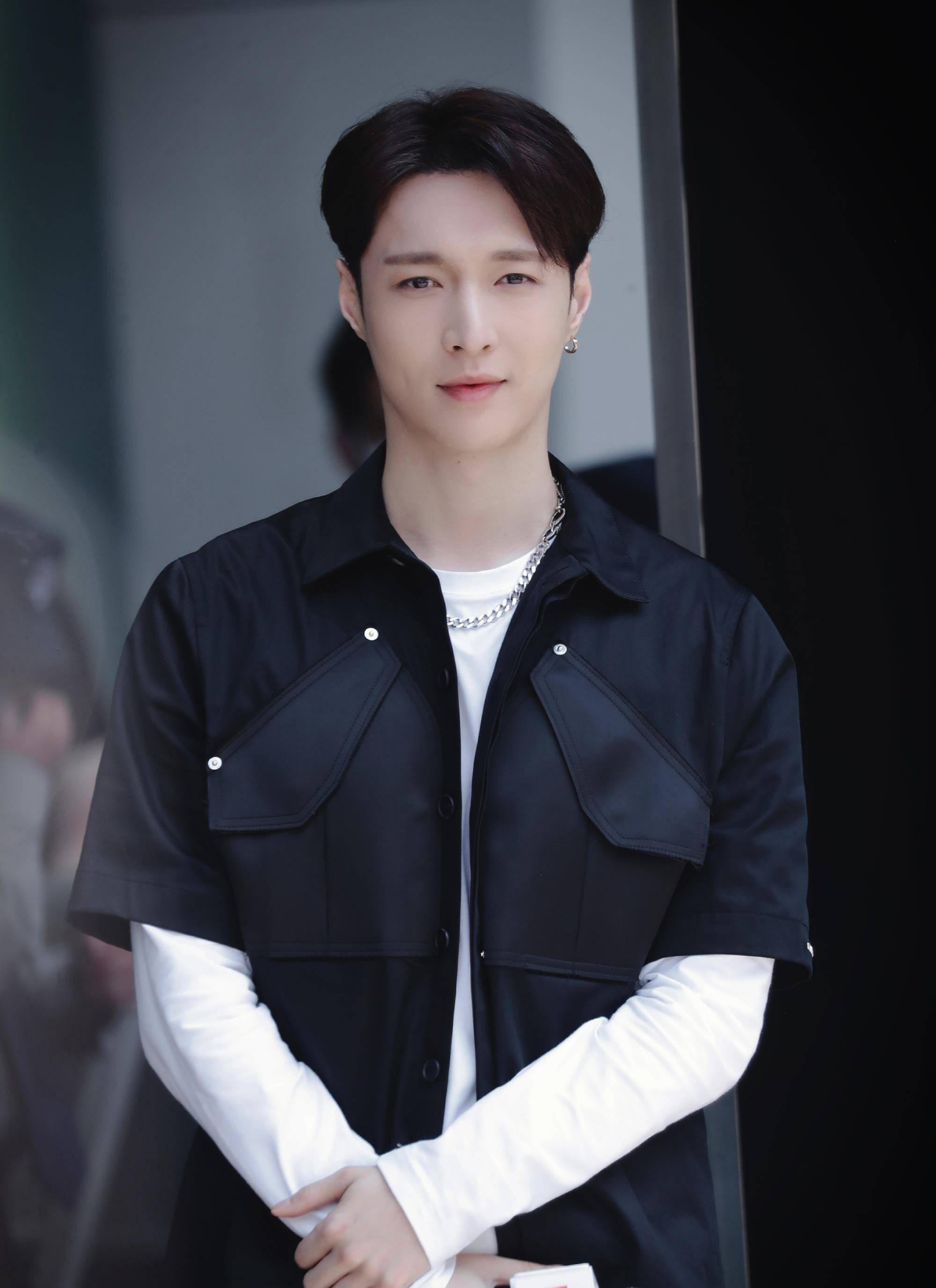 张艺兴回归预告曝光,完全不同的风格,还是当年的lay吗?_exo_活动_组合