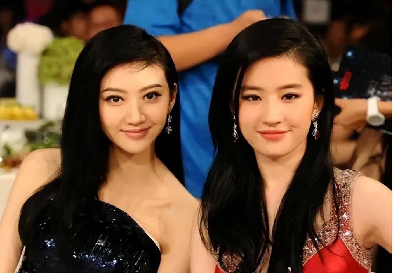 "二美"同框必有一伤!6组女星合影,淡颜pk浓颜,刘亦菲竟输了