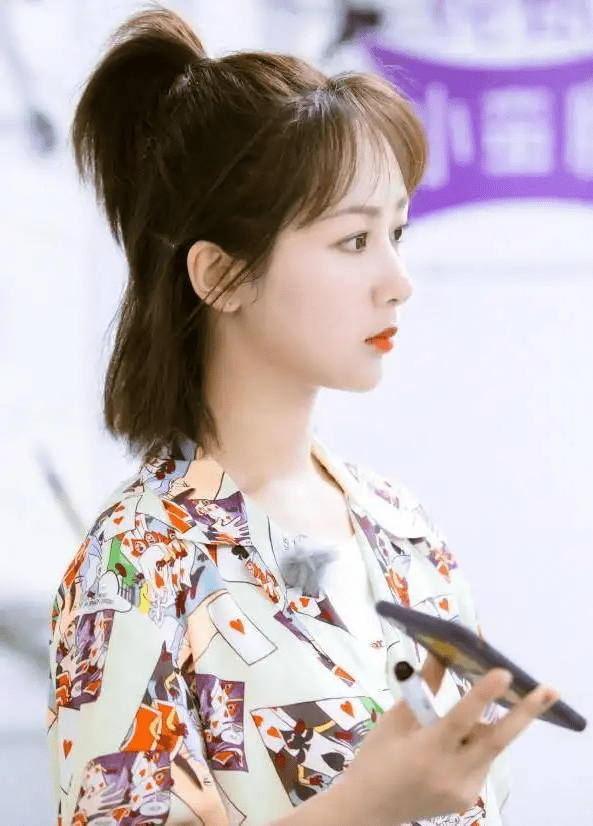 扁头,大头,秃头,这8位女星貌美如花,却"输"在了头上_头型_显得_倪妮