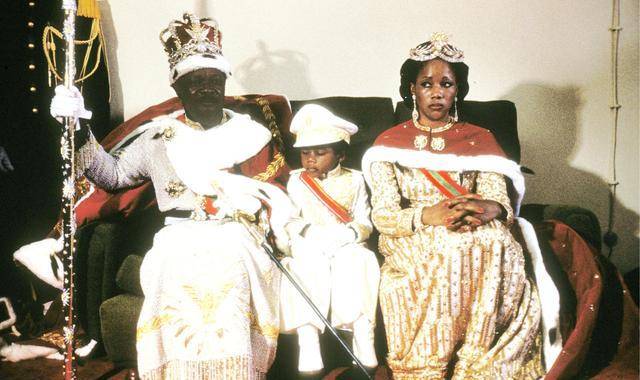 台湾18岁少女林碧春,远嫁非洲当王妃,2年之后,写信哀求想回国_博卡