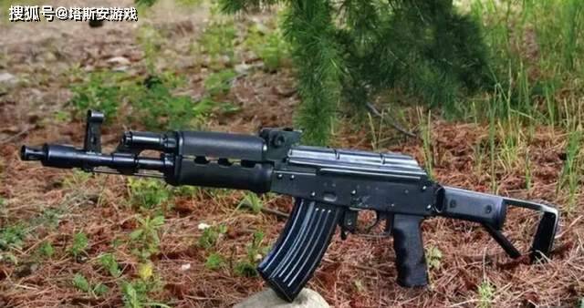56c是56式冲锋枪的最终变形枪,相比标准版的56式更轻,更短,并且采用了