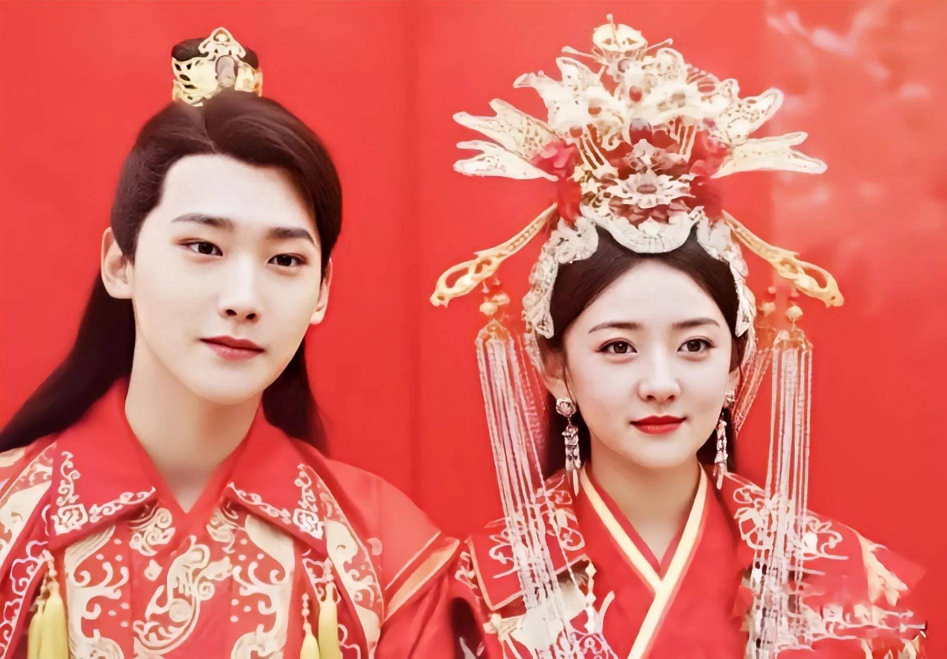 蒲巴甲爱情丰富,和"最纯女星"梁洁分手,李小璐徐冬冬旧事重现_网友