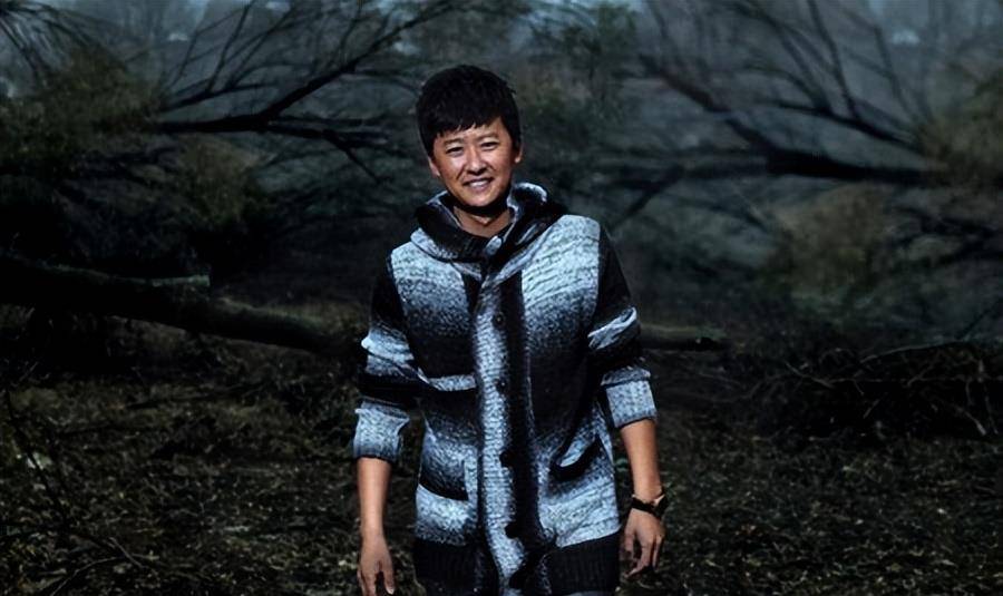 如果说陈明浩老师是《魔幻手机》里艺术价值最高的人,那柳小海就是