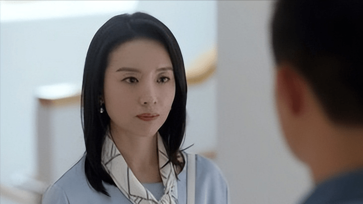 妈妈》:她一顿饭被婆婆骂3次,开着奥迪,活得不如保姆_何晓涵_优优