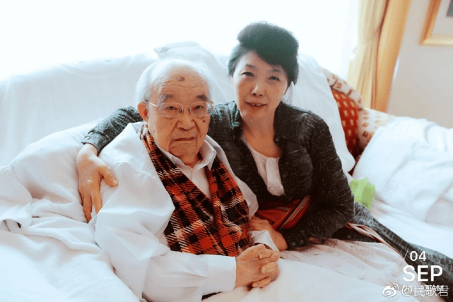 原创词作家乔羽离世20年前半隐居5年前亲自撰写墓志铭朴素低调