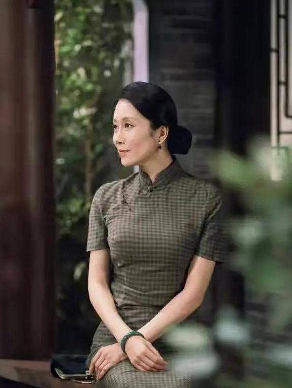 原创42岁温峥嵘旗袍造型惊艳气质优雅极了旗袍微胖都可以穿好看