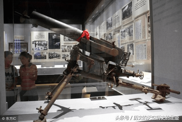 二战时期中国民24式马克沁机枪在性能上完全超过日军92式重机枪