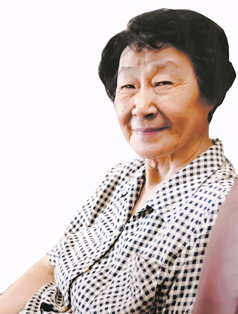 原创人民教育家于漪手稿曝光字迹潇洒飘逸书功深厚不输书家