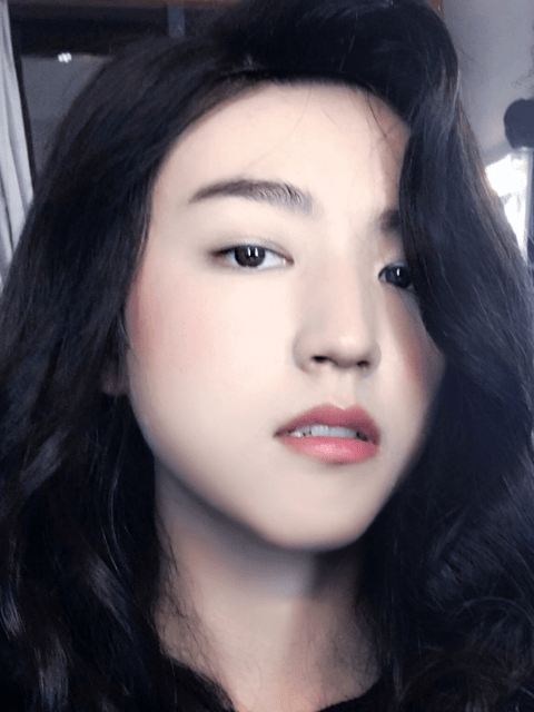 王俊凯,还真以为这是一个女孩子,真不知道小凯把这样的时刻自拍下来是