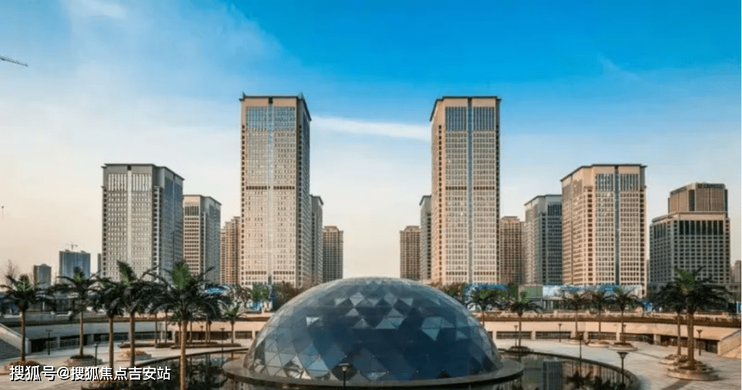 武汉江汉区cbd泛海国际soho城写字楼致电租售中心24小时服务