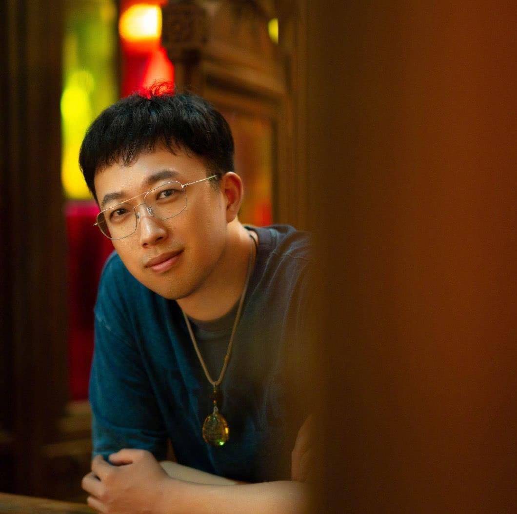 a李一桐,b李沁,c邓伦经纪人,d邓伦,e金晨,于正这篇小作文就是拿邓伦的