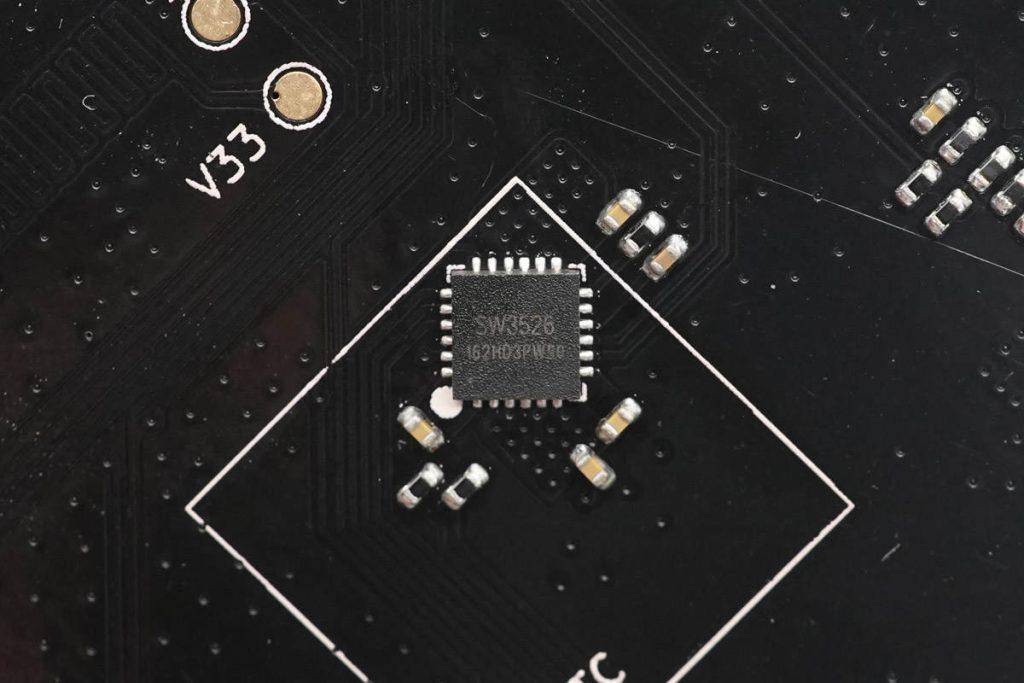 原创内置智融sw3526芯片艾斯特200w多合一桌面充拆解