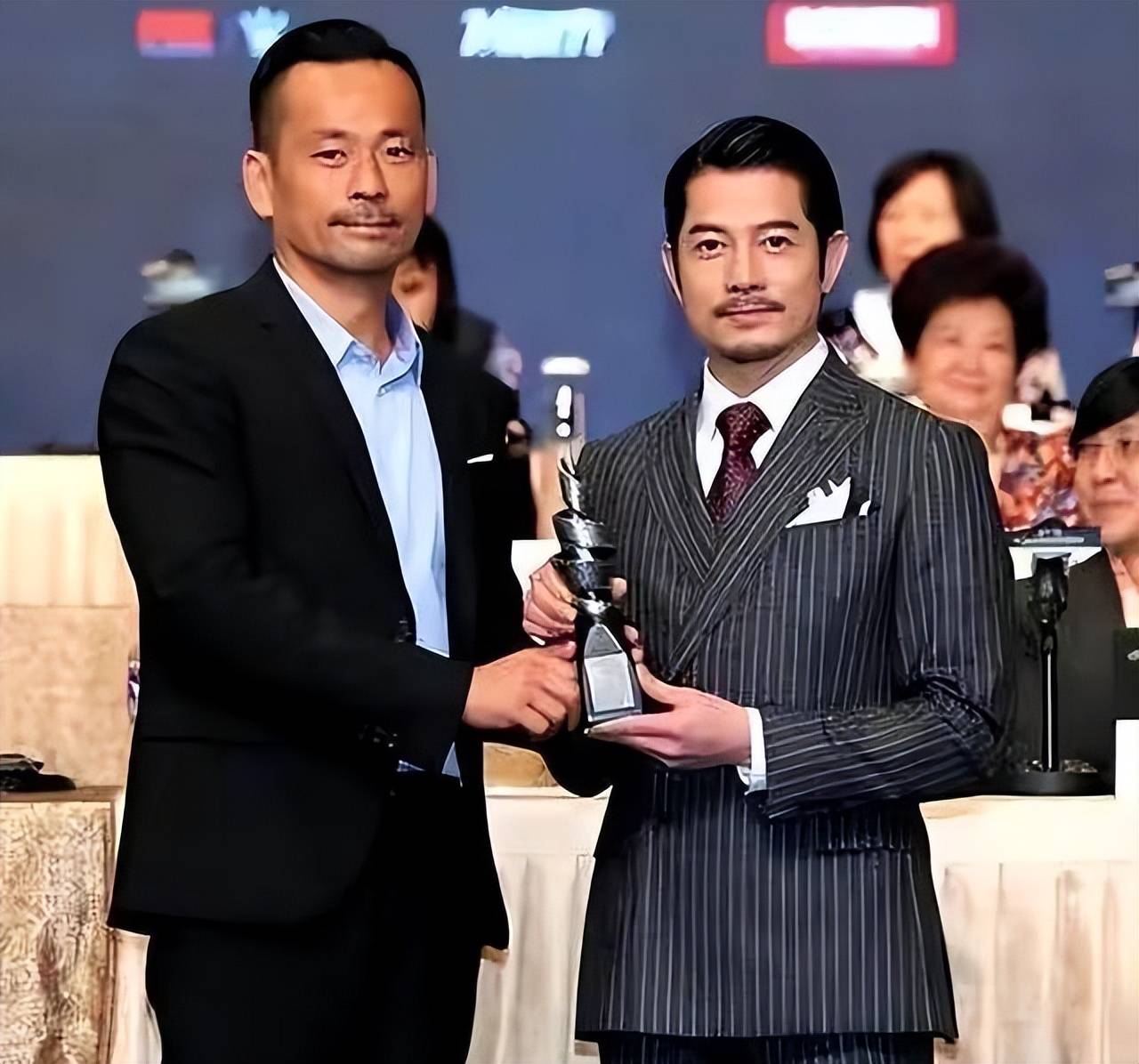 澳门赌王洗米华涉案近万亿,曾捧红多位明星,如今落魄无人问!