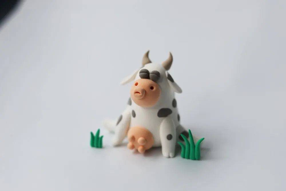 粘土达人可爱的小奶牛