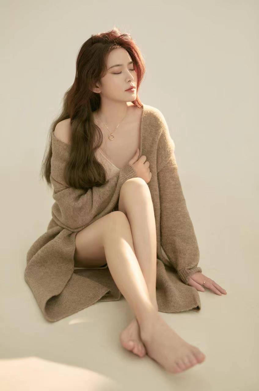 但是图仙儿真的就是气质型美女,完全天生丽质,看她