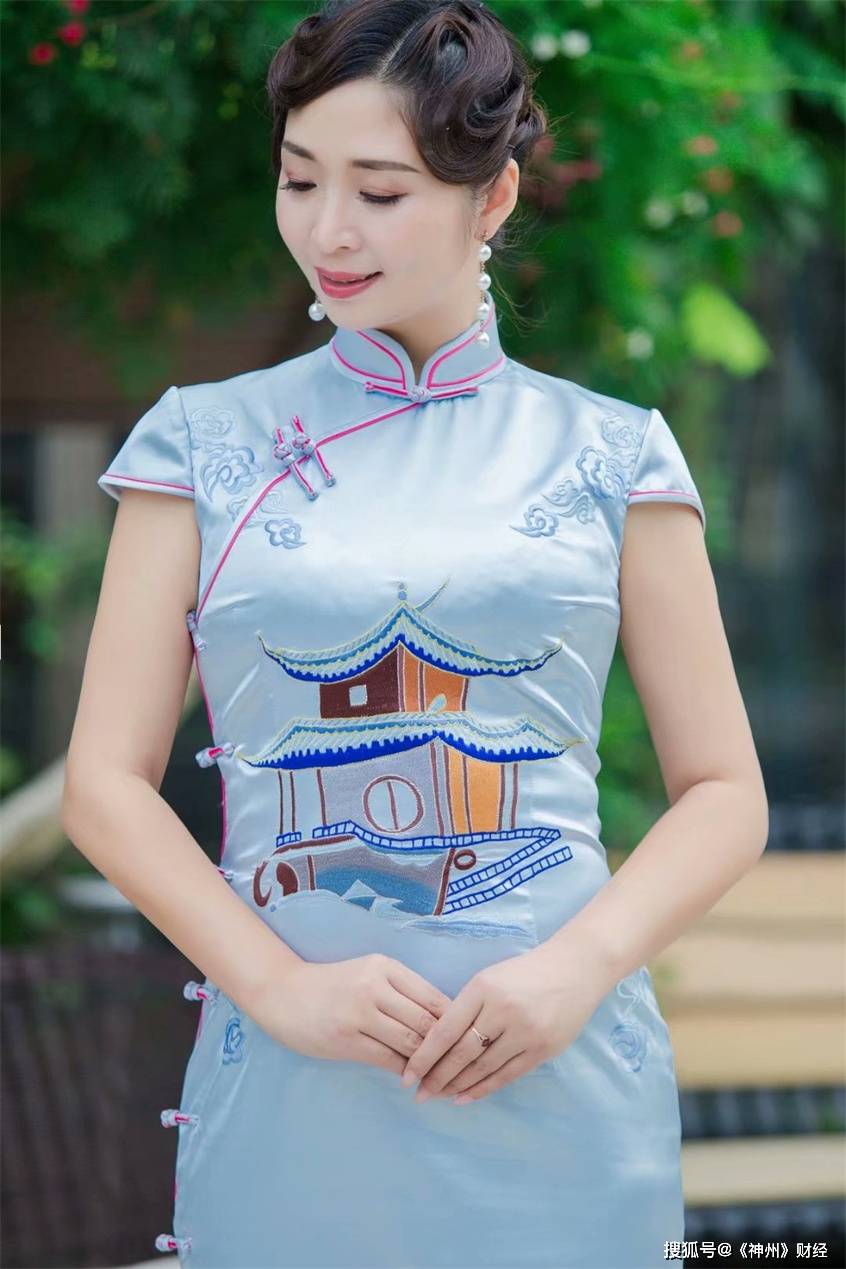 追梦人吴娟女士传承旗袍文化演绎东方女性神韵