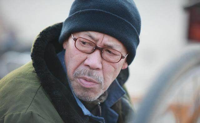 沉迷演艺事业而拒结婚两大明星:其中一个一生拍了300多部作品_谷峰