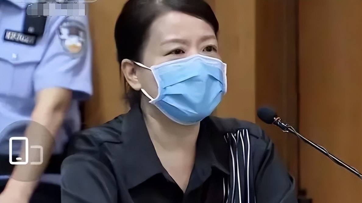 云昊晒照挺许妈,四朵金花紧急传唤,二审场外更热闹_马旭_正义_支持者