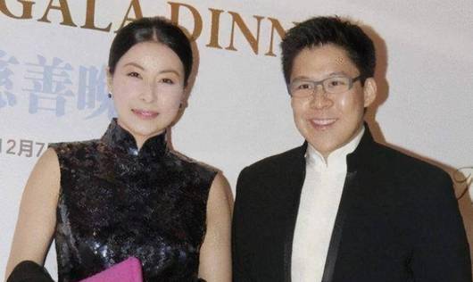 "最美港姐"朱玲玲:二婚嫁对了人,晚年生活却操碎了心_霍震霆_霍启山