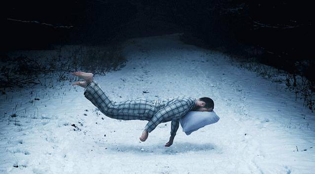 原创睡觉时身体突然抖动一下是在暗示什么进来了解