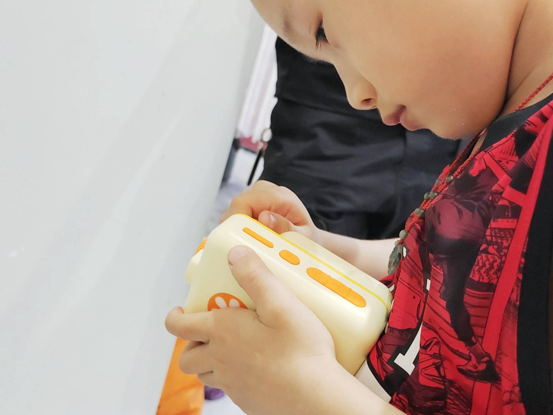 趣学伴绘本故事放映机,绘本启蒙新方式,陪孩子进步成长,家长更放心