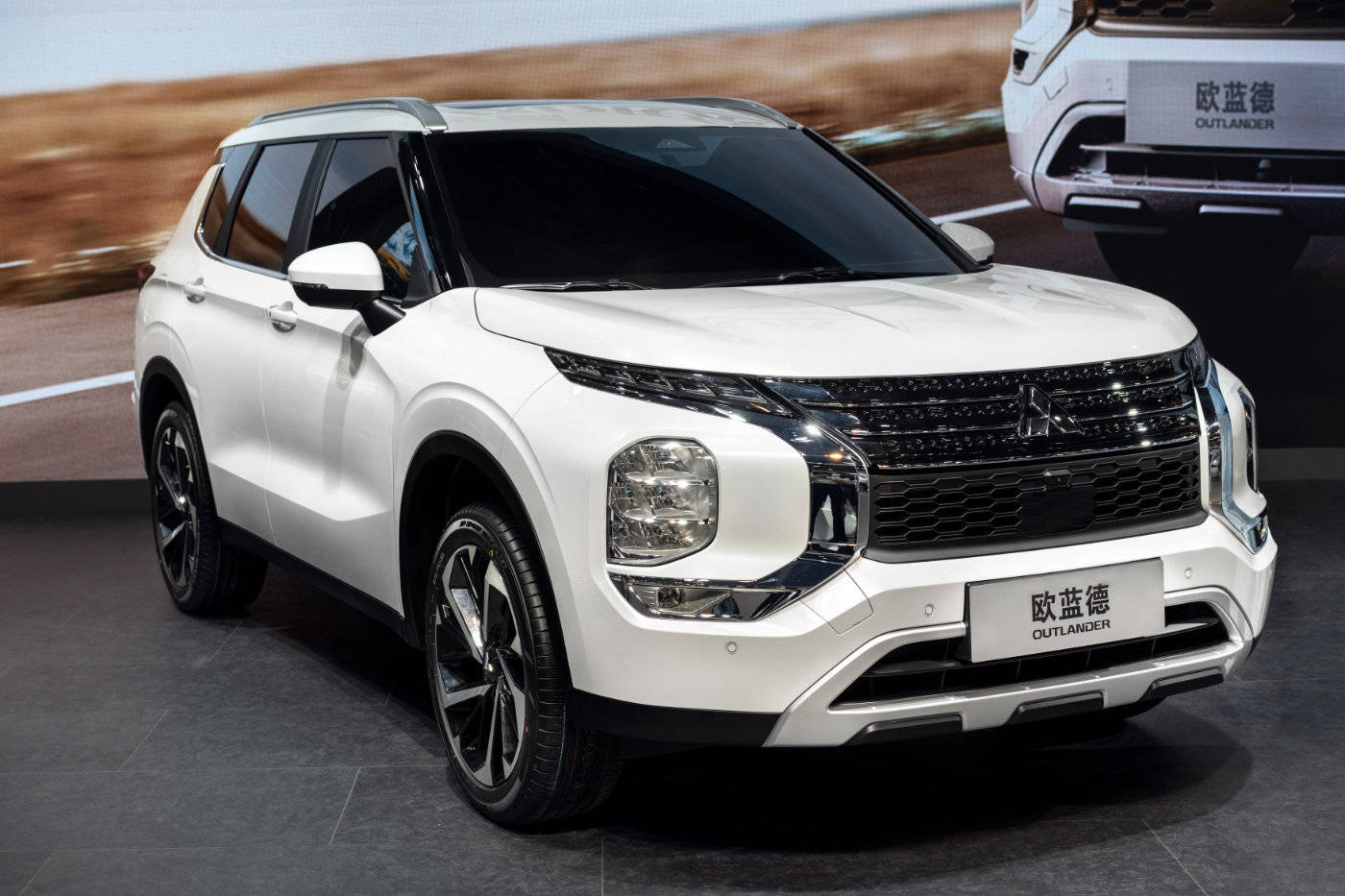 广汽三菱全新欧蓝德重庆车展首秀即将在年内上市