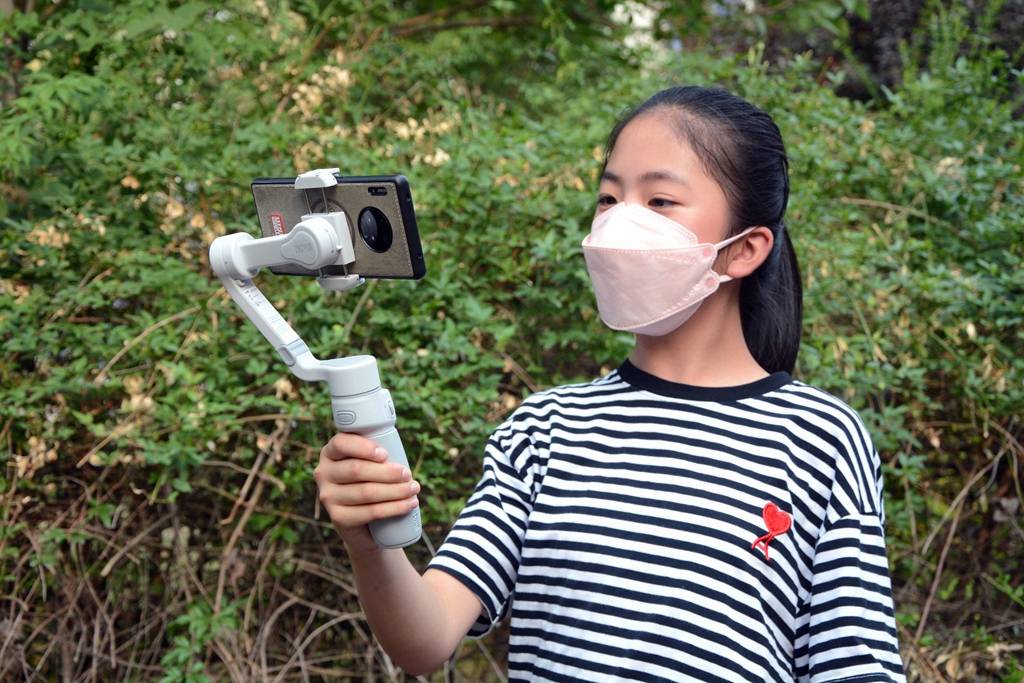 短视频UP主的创作利器，智云SMOOTH-Q4 COMBO套装体验