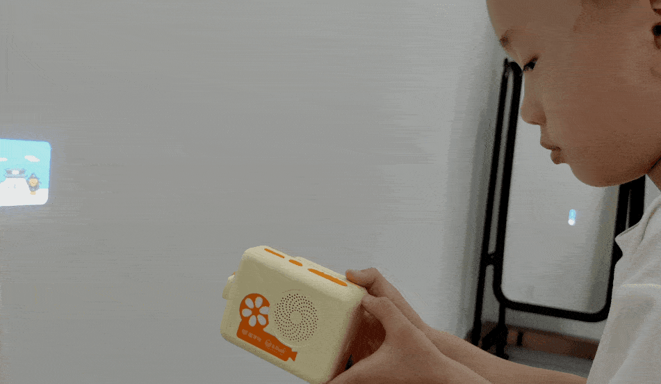 趣学伴绘本故事放映机,绘本启蒙新方式,陪孩子进步成长,家长更放心