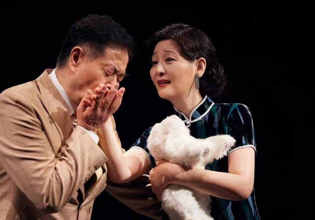 徐帆最后一次出演阮玲玉舞台照穿旗袍韵味足