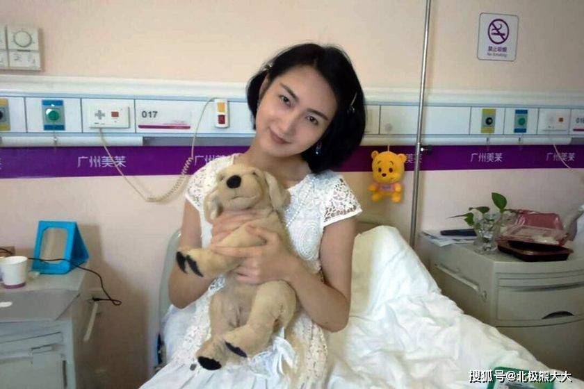 27岁时变性成女人,如今怎样了_母亲_儿子_男孩
