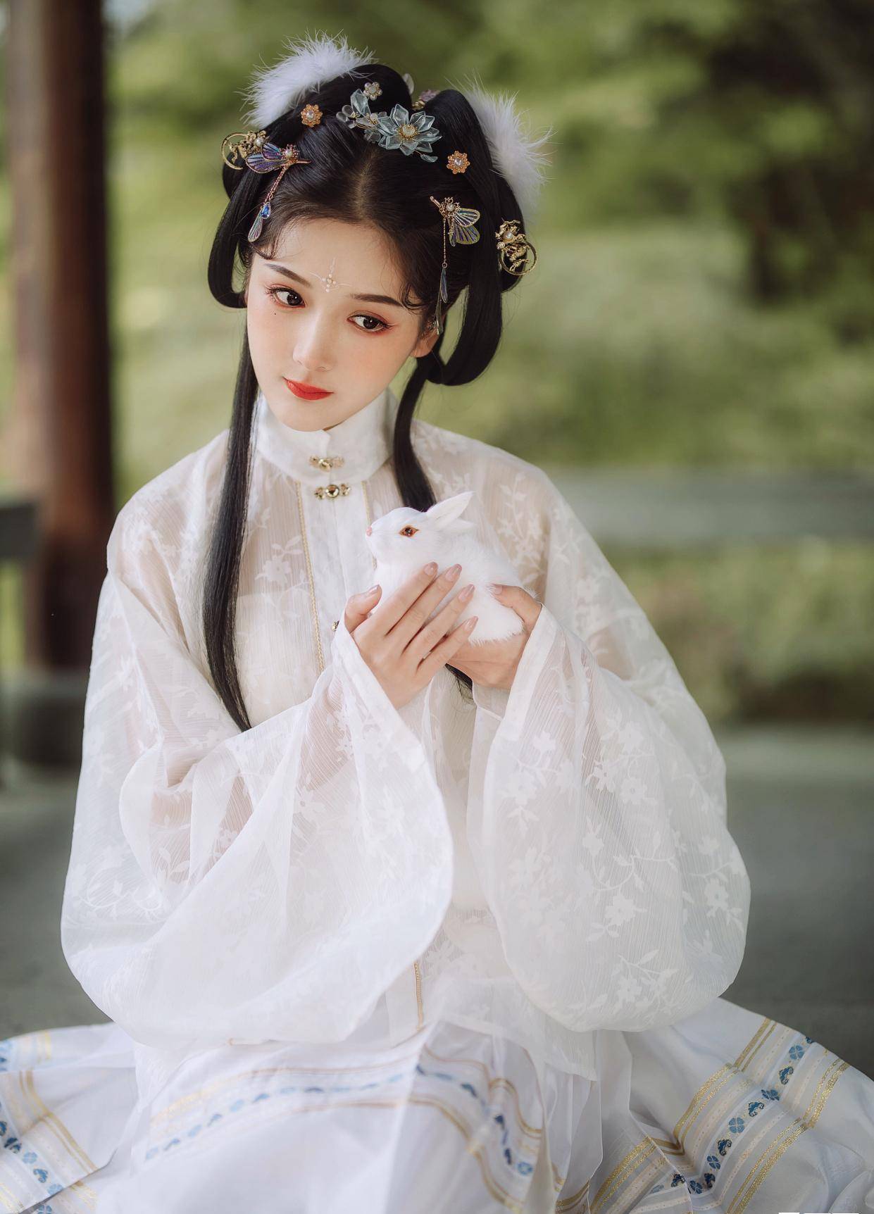 原创最近流行一种时尚汉服温柔又优雅谁穿谁好看