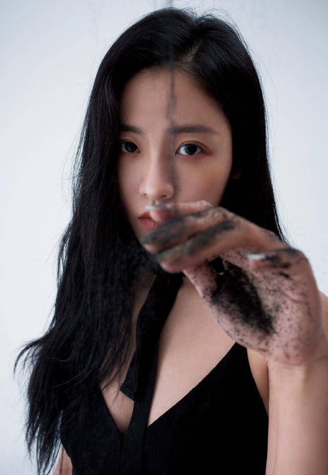 原创孙芮首张ep造型大胆反差巨大让粉丝不敢相认