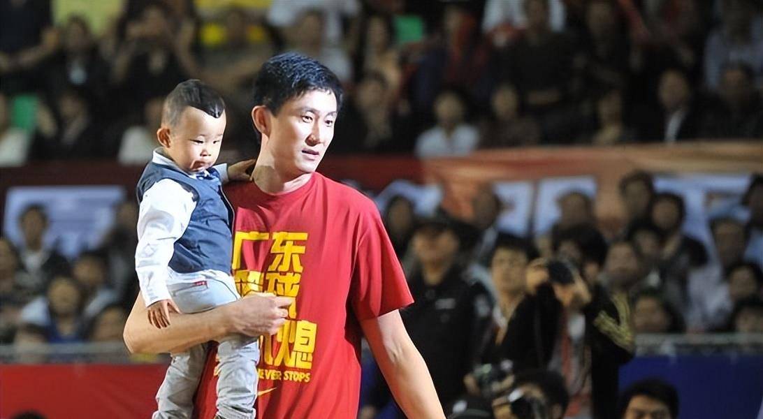 买断了杜峰的儿子杜虎头的今后二十年的签约权,也就是说在今后的20年