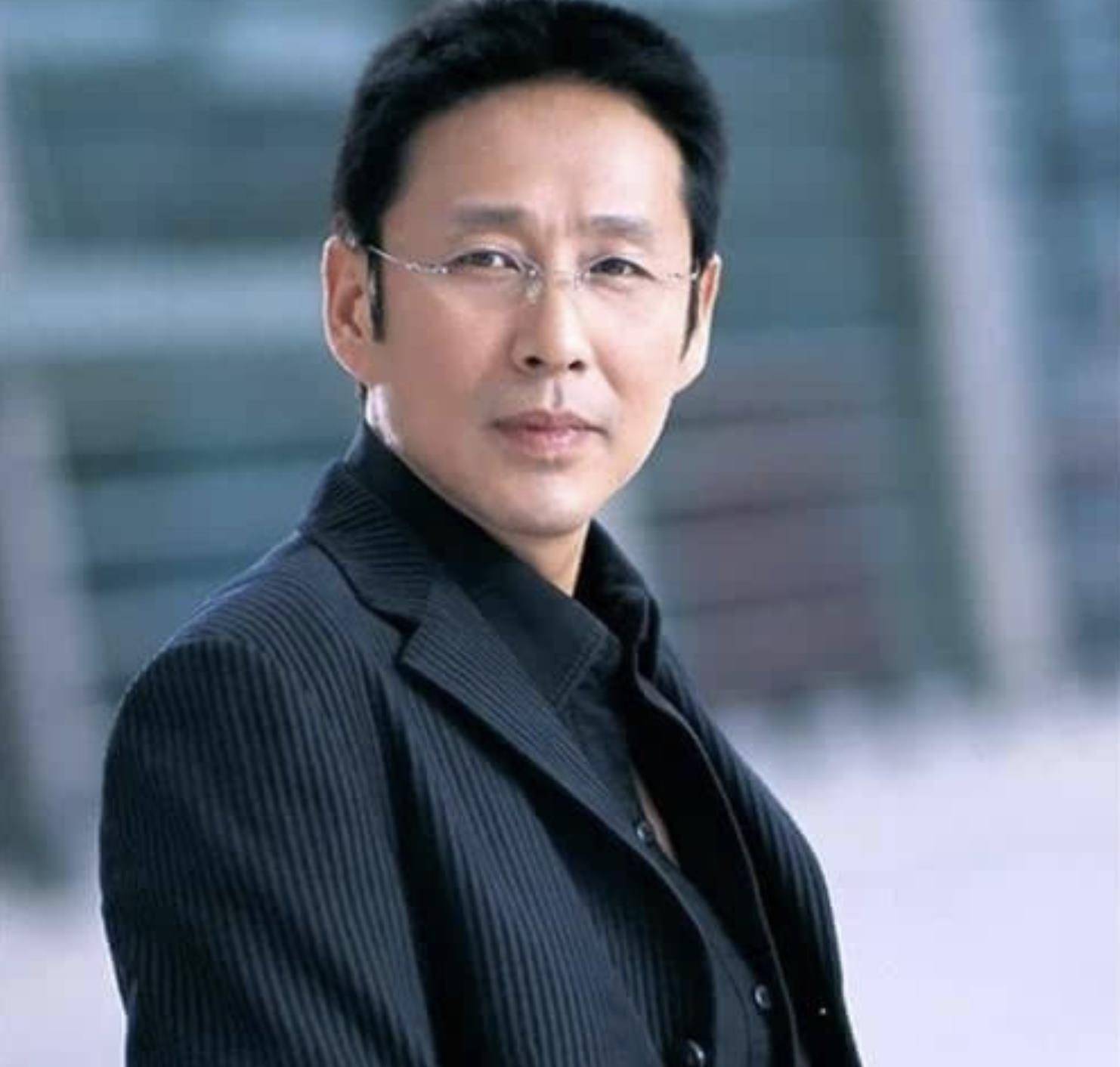 演员陈道明:娶央视主持人,恩爱40年零绯闻,女儿是他的骄傲_杜宪_苗苗