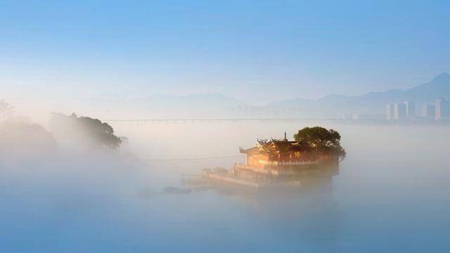 原创             福州“最神奇”的寺庙，建在江面之上，千年来都不曾淹没