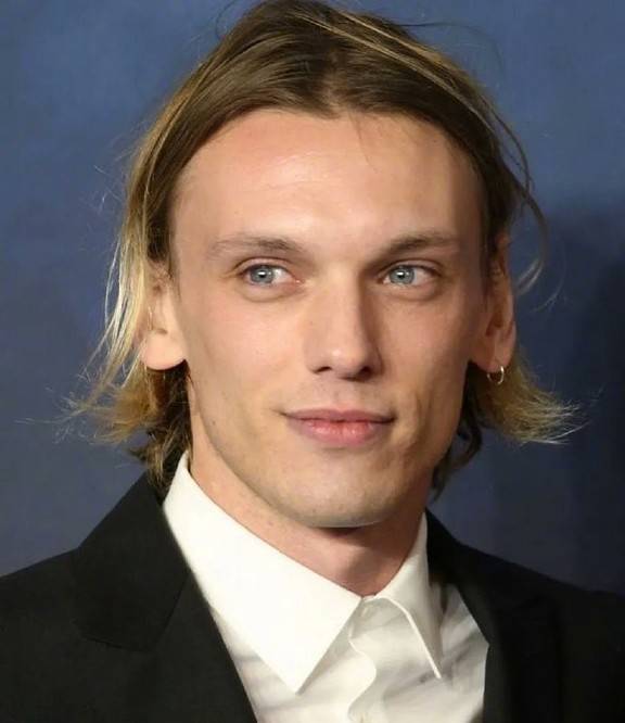 杰米坎贝尔鲍尔谈怪奇物语第四季我内心真的涌现出了那股火焰