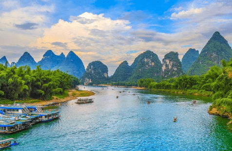 生肖兔的朋友早半年有"丧门"凶星入出纳官,导致部分人运势受阻,时运不