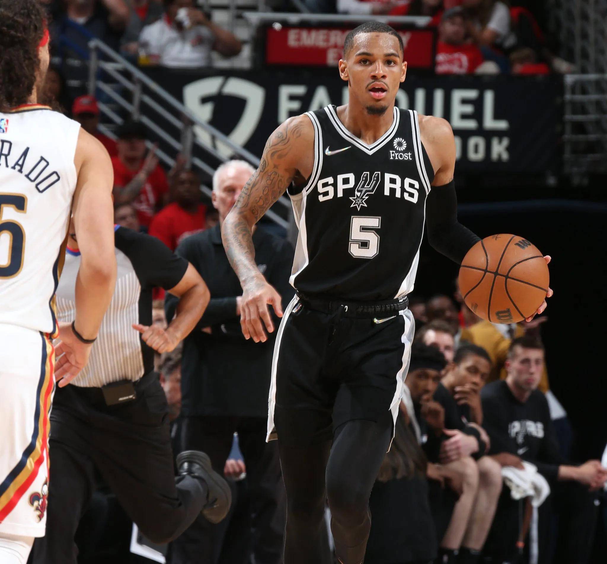 有很多问题要回顾圣安东尼奥马刺交易德昌特穆利的过程_穆雷_1_nba