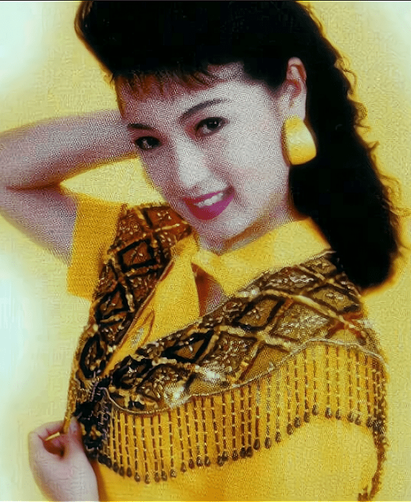 荧屏凤凰侯玉婷重新活跃在广东观众的视野当中64岁的她风采不再