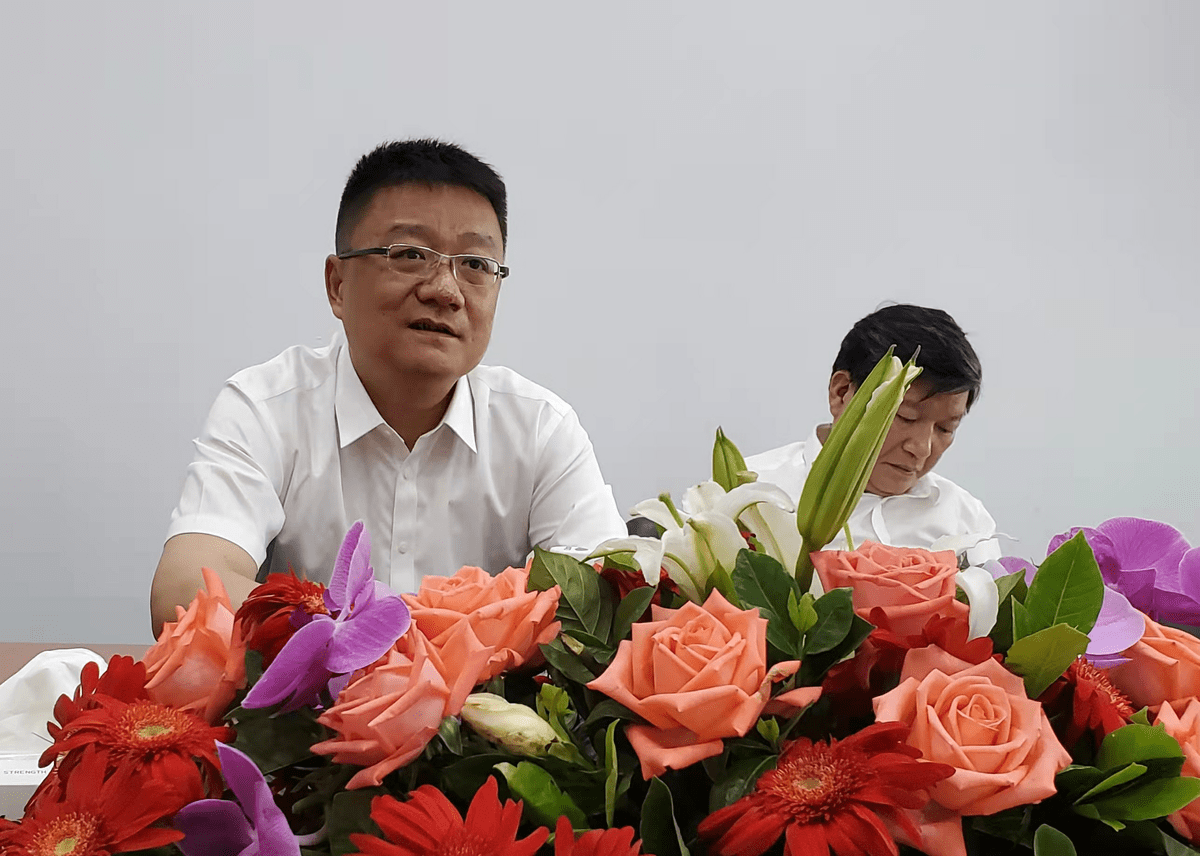 黄石市市长吴之凌一行考察朗天医药集团