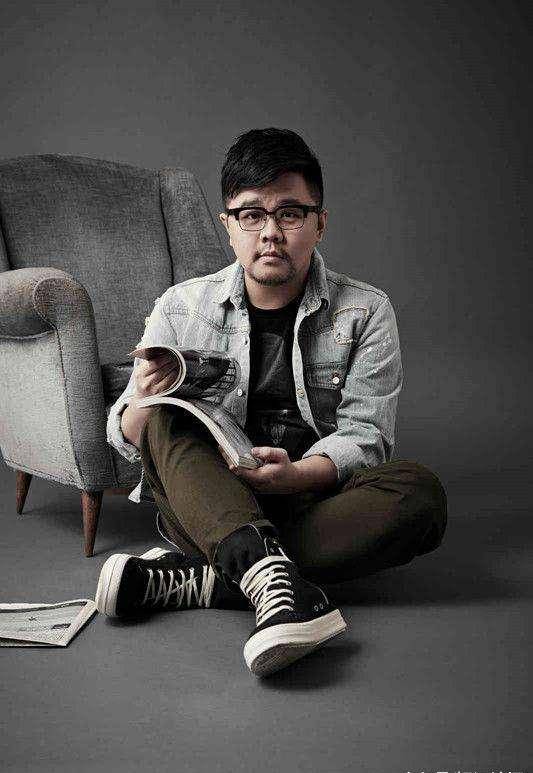 《余罪》鼠标曝近照,和大鹏一起玩密室逃脱,戏称自己早就发现了