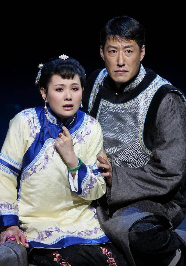 为什么抗日神剧专家俞震会被搞混?_戏剧_表演_电视剧