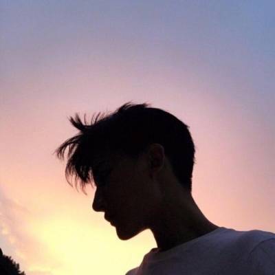 冷酷无情的男生头像 超拽霸气的,心里里全是难过_头像_男生