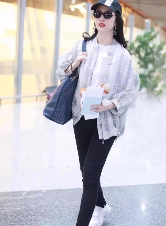 原创仗着颜值高就瞎穿的刘亦菲早期土气穿搭曝光真的辣眼睛