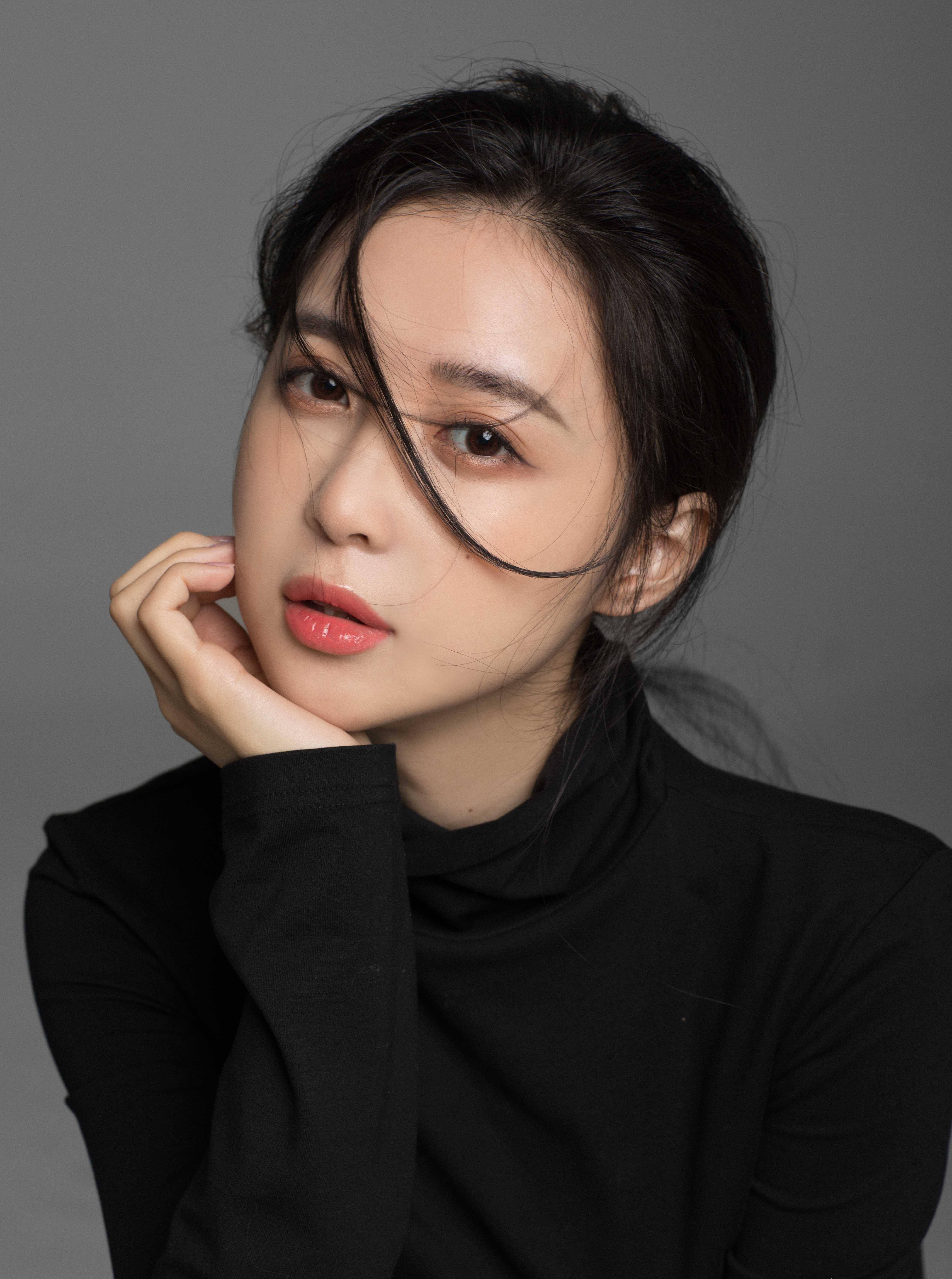 潘玮柏妻子被曝与王思聪相熟,知名经纪人吴翊凤辟谣与女方有关_宣云