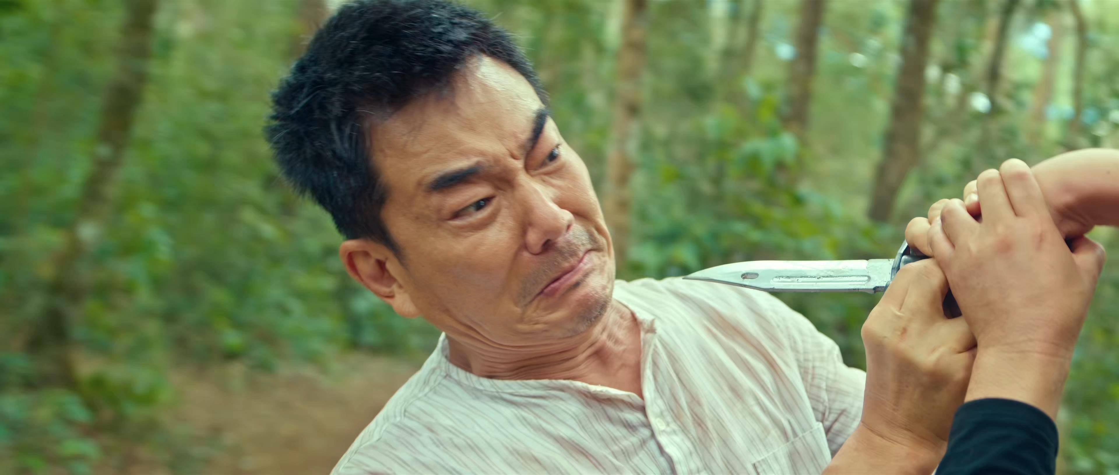 烈探热榜登顶却告诉我们56岁任贤齐也老了也缺钱了