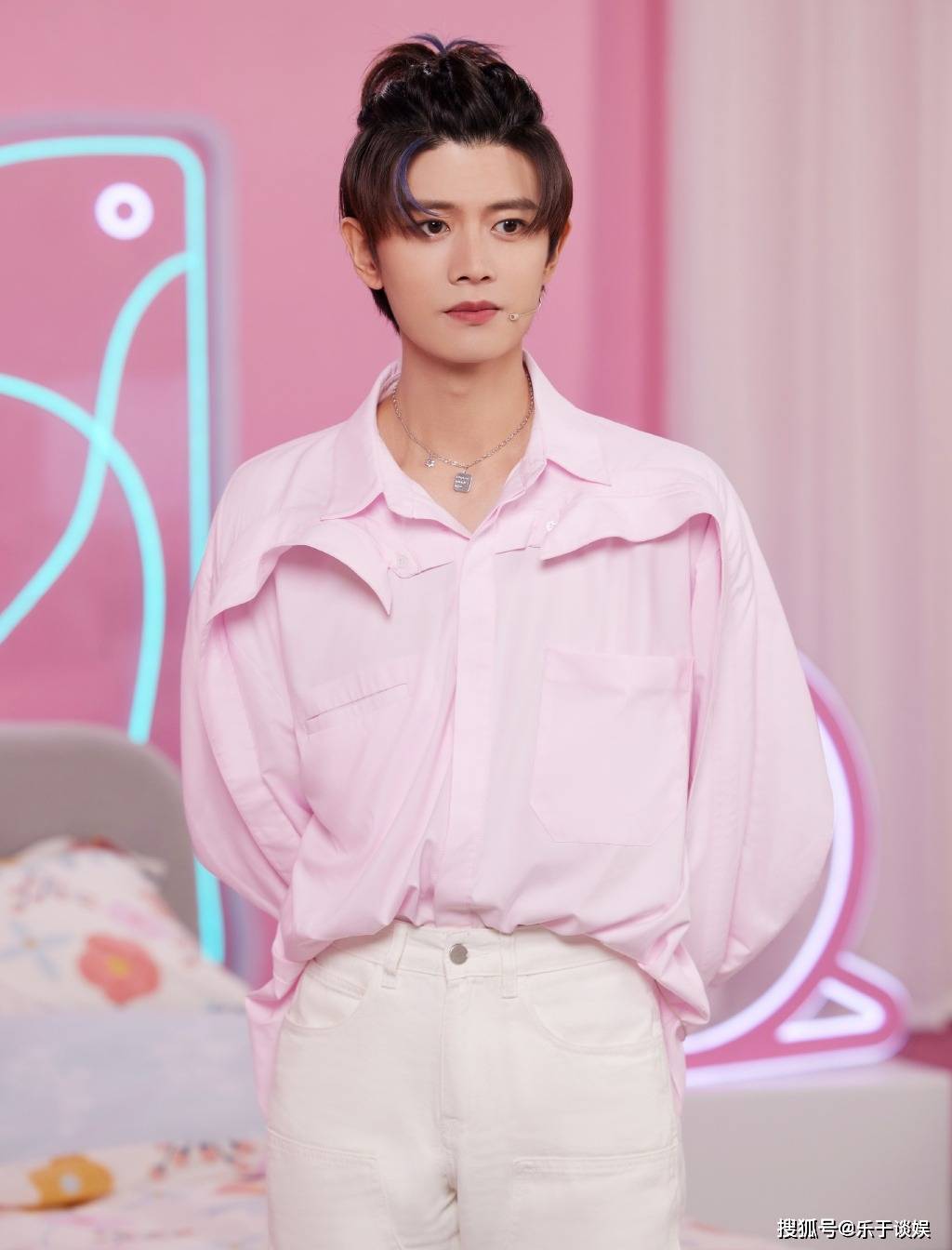 图片[7]-任嘉伦再出古装新造型！《嗨放派2》有望和迪丽热巴白鹿再合作？-沐风文化