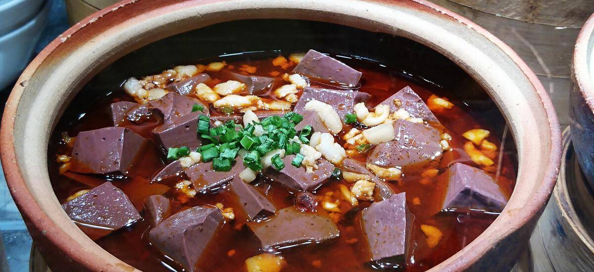 猪血怎么炒又嫩又好吃 制作美味猪血的秘诀_青蒜_火灾_才放